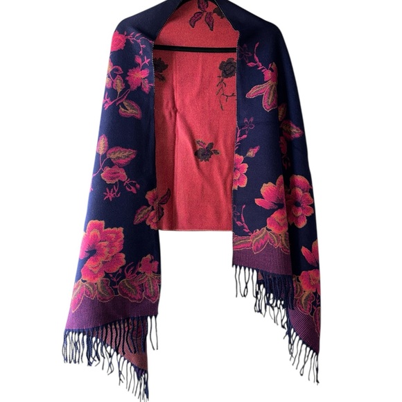 NWT! Pretty Persuasions Floral Shawl - Picture 1 of 12